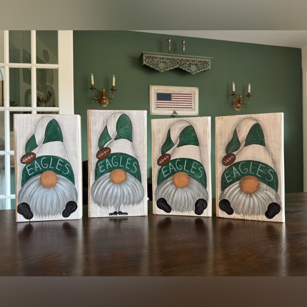Eagles Gnome Holiday wooden Decor